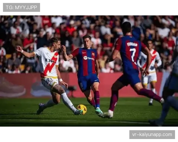 风格对决前瞻：毕尔巴鄂竞技的高位逼抢将考验塞尔塔的传控组织